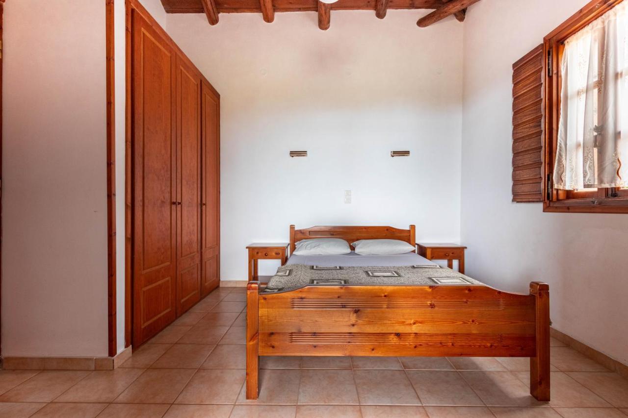 Porto Kalamitsi Stone-Built Bungalows Kardamýli Eksteriør bilde